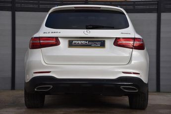MERCEDES-BENZ GLC 2.1 GLC250d AMG Line (Premium Plus) SUV 5dr Diesel G-Tronic 4MAT