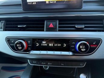 AUDI A4 2.0 TDI S line Saloon 4dr Diesel S Tronic quattro Euro 6 (s/s) (