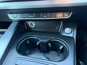AUDI A4 2.0 TDI S line Saloon 4dr Diesel S Tronic quattro Euro 6 (s/s) (