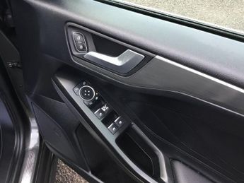 FORD FOCUS 1.5 EcoBlue Titanium Estate 5dr Diesel Manual Euro 6 (s/s) (120 