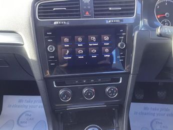 VOLKSWAGEN GOLF 1.6 TDI SE Hatchback 5dr Diesel Manual Euro 6 (s/s) (115 ps)