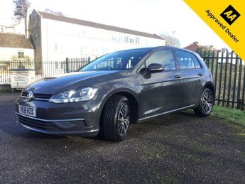 VOLKSWAGEN GOLF 1.6 TDI SE Hatchback 5dr Diesel Manual Euro 6 (s/s) (115 ps)