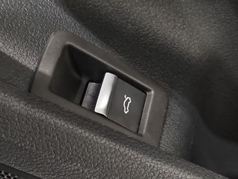 AUDI A4 2.0 TFSI 35 S line Saloon 4dr Petrol S Tronic Euro 6 (s/s) (150 