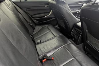 BMW 1 SERIES 1.5 118i GPF M Sport Shadow Edition Hatchback 5dr Petrol Auto Eu