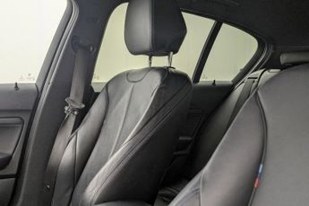 BMW 1 SERIES 1.5 118i GPF M Sport Shadow Edition Hatchback 5dr Petrol Auto Eu