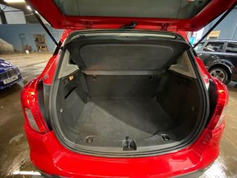 VAUXHALL MOKKA X 1.4i Turbo Design Nav SUV 5dr Petrol Auto Euro 6 (140 ps)