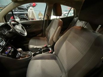 VAUXHALL MOKKA X 1.4i Turbo Design Nav SUV 5dr Petrol Auto Euro 6 (140 ps)