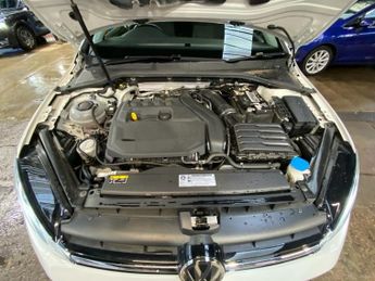 VOLKSWAGEN GOLF 1.5 TSI EVO Match Edition Hatchback 5dr Petrol DSG Euro 6 (s/s) 