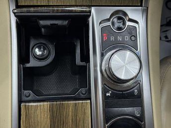 JAGUAR XF 2.2d Premium Luxury Saloon 4dr Diesel Auto Euro 5 (s/s) (190 ps)