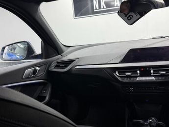 BMW 1 SERIES 1.5 118i M Sport Hatchback 5dr Petrol DCT Euro 6 (s/s) (140 ps)