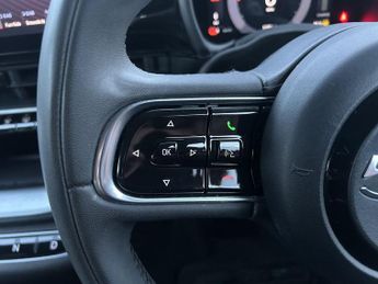 FIAT 500E 42kWh Icon Hatchback 3dr Electric Auto (118 ps)