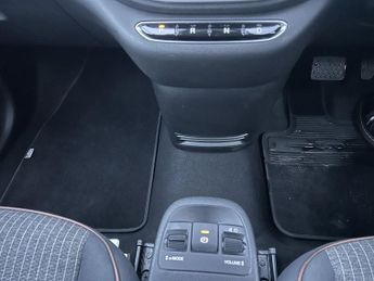 FIAT 500E 42kWh Icon Hatchback 3dr Electric Auto (118 ps)