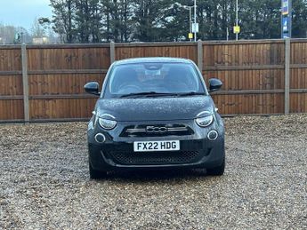 FIAT 500E 42kWh Icon Hatchback 3dr Electric Auto (118 ps)