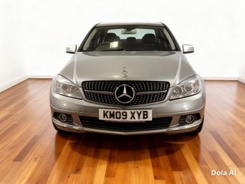 MERCEDES-BENZ C-CLASS 2.1 C200 CDI Elegance Saloon 4dr Diesel Auto Euro 4 (136 ps)