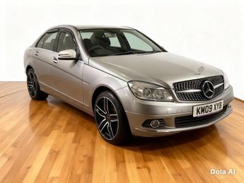 MERCEDES-BENZ C-CLASS 2.1 C200 CDI Elegance Saloon 4dr Diesel Auto Euro 4 (136 ps)