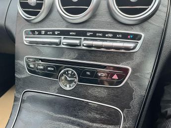 MERCEDES-BENZ C-CLASS 2.1 C250d AMG Line (Premium) Saloon 4dr Diesel 7G-Tronic+ Euro 6