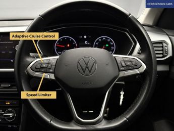 VOLKSWAGEN T-CROSS 1.0 TSI Active SUV 5dr Petrol DSG Euro 6 (s/s) (110 ps)