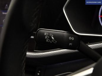 VOLKSWAGEN T-CROSS 1.0 TSI Active SUV 5dr Petrol DSG Euro 6 (s/s) (110 ps)