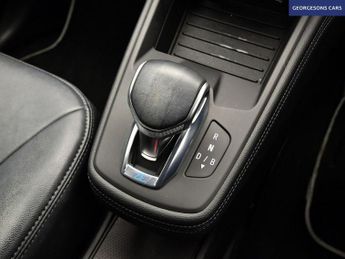 RENAULT ZOE R135 52kWh Iconic Hatchback 5dr Electric Auto (i) (134 bhp)