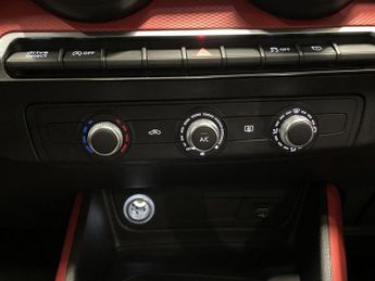 AUDI Q2 1.5 TFSI CoD 35 Sport SUV 5dr Petrol S Tronic Euro 6 (s/s) (150 