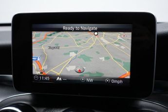 MERCEDES-BENZ GLC 2.1 GLC250d AMG Line (Premium) SUV 5dr Diesel G-Tronic+ 4MATIC E