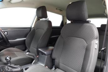 KIA CARENS 1.7 CRDi 2 MPV 5dr Diesel DCT Euro 6 (s/s) (139 bhp)