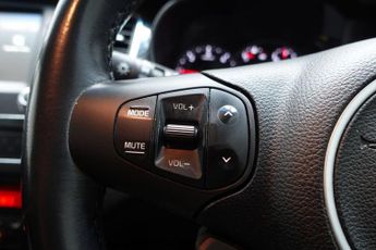 KIA CARENS 1.7 CRDi 2 MPV 5dr Diesel DCT Euro 6 (s/s) (139 bhp)