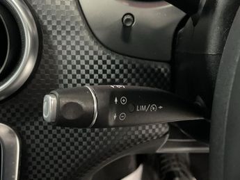 MERCEDES-BENZ A-CLASS 2.1 A200d Sport Hatchback 5dr Diesel Manual Euro 6 (s/s) (136 ps