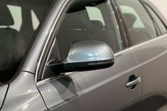 AUDI Q3 2.0 TDI S line Edition SUV 5dr Diesel S Tronic quattro Euro 6 (s