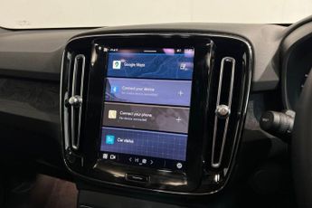 VOLVO C40 Recharge 69kWh Core SUV 5dr Electric Auto (231 ps) Fixed Panoram