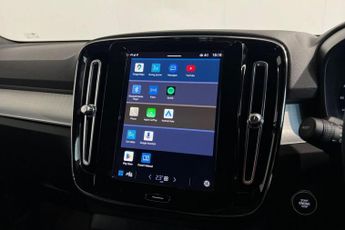 VOLVO XC40 2.0 B3 MHEV Core SUV 5dr Petrol Hybrid DCT Auto Euro 6 (s/s) (16