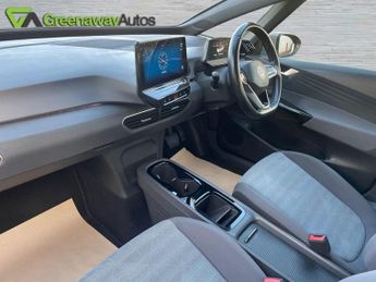 VOLKSWAGEN ID.3 Pro Performance 58kWh Life Hatchback 5dr Electric Auto (204 ps)