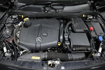 MERCEDES-BENZ GLA 2.1 GLA200d AMG Line SUV 5dr Diesel 7G-DCT Euro 6 (s/s) (136 ps)