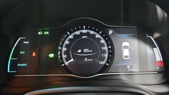HYUNDAI IONIQ 28kWh Premium Hatchback 5dr Electric Auto (120 ps)