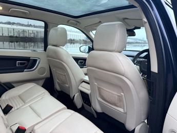 LAND ROVER DISCOVERY SPORT 2.0 TD4 HSE Luxury SUV 5dr Diesel Auto 4WD Euro 6 (s/s) (180 ps)