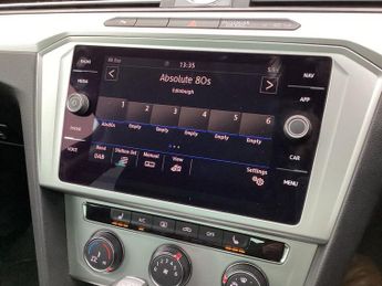 VOLKSWAGEN PASSAT 1.4 TSI SE Business Saloon 4dr Petrol DSG Euro 6 (s/s) (150 ps)