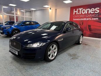 JAGUAR XE 2.0d Portfolio Saloon 4dr Diesel Auto Euro 6 (s/s) (180 ps)