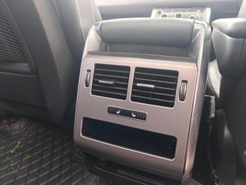 LAND ROVER RANGE ROVER SPORT 3.0 SD V6 HSE SUV 5dr Diesel Auto 4WD Euro 5 (s/s) (306 ps)