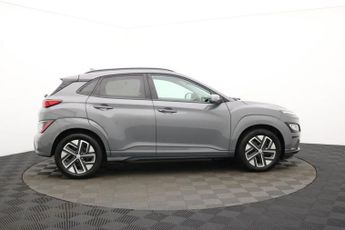 HYUNDAI KONA 64kWh Premium SUV 5dr Electric Auto (10.5kW Charger) (204 ps)