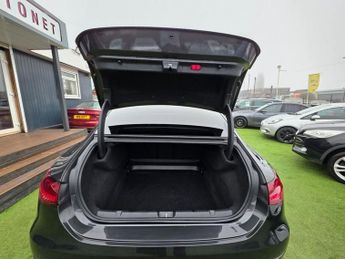 MERCEDES-BENZ EQE EQE 350+ 91kWh Exclusive Luxury Saloon 4dr Electric Auto (292 ps