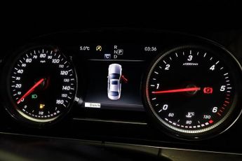 MERCEDES-BENZ E-CLASS 2.0 E220d AMG Line Saloon 4dr Diesel G-Tronic+ Euro 6 (s/s) (194