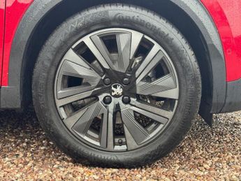 PEUGEOT E-2008 50kWh GT Premium SUV 5dr Electric Auto