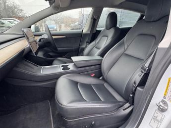 TESLA Model 3 Standard Range Plus Saloon 4dr Electric Auto RWD 