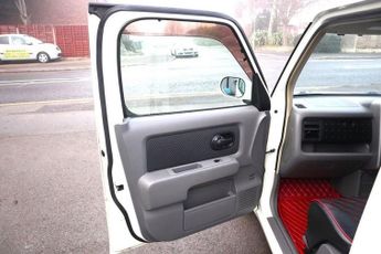 NISSAN CUBE 1.5cc PETROL