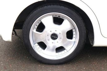 NISSAN CUBE 1.5cc PETROL