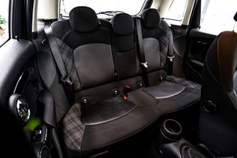 MINI HATCH 1.5 Cooper Hatchback 5dr Petrol Auto Euro 6 (s/s) (136 ps)