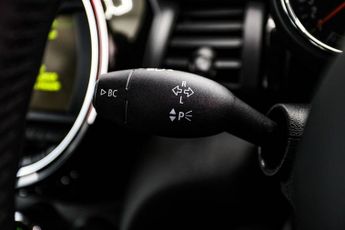 MINI HATCH 1.5 Cooper Hatchback 5dr Petrol Auto Euro 6 (s/s) (136 ps)