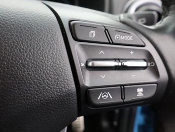 HYUNDAI KONA 64kWh Premium SUV 5dr Electric Auto (10.5kW Charger) (204 ps)