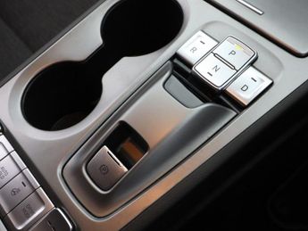 HYUNDAI KONA 64kWh Premium SUV 5dr Electric Auto (10.5kW Charger) (204 ps)