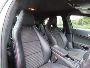 MERCEDES-BENZ A-CLASS 2.1 A200d AMG Line (Executive) Hatchback 5dr Diesel 7G-DCT Euro 